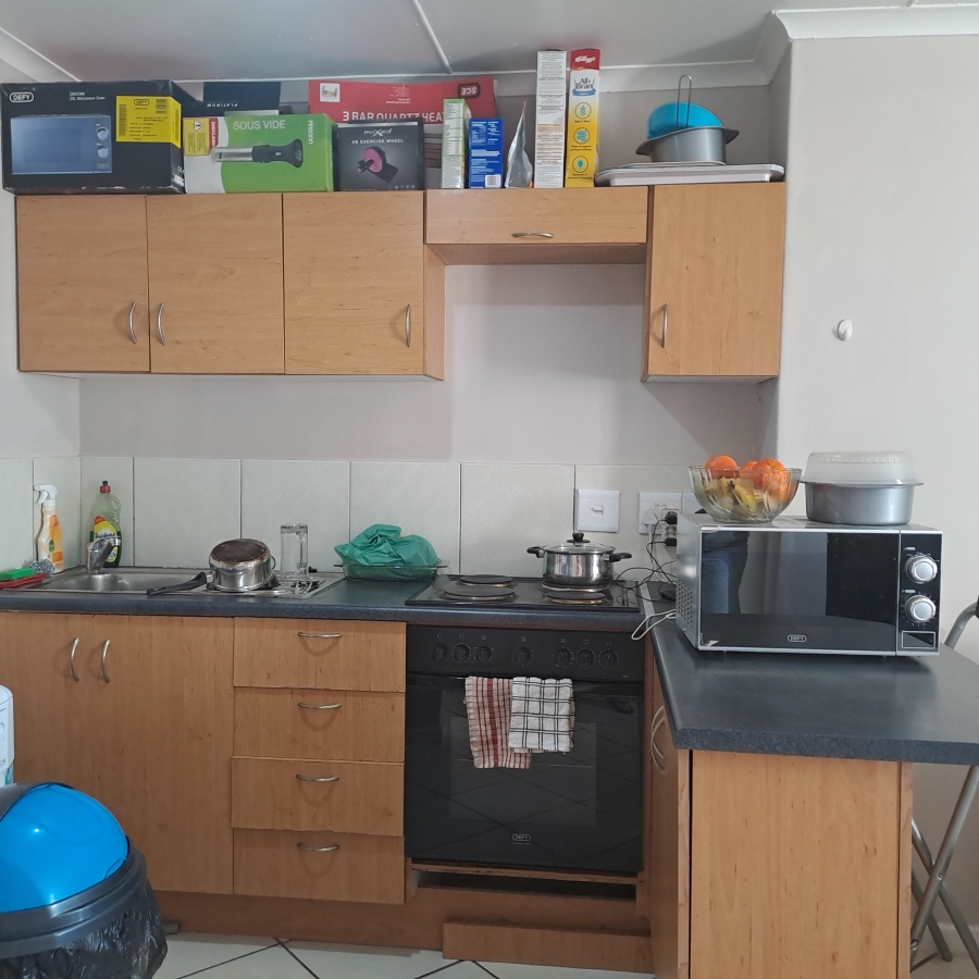 To Let 1 Bedroom Property for Rent in Whispering Pines Western Cape